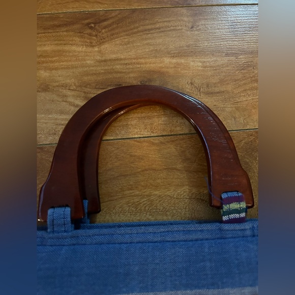 Halys Handwoven stripped abstract pattern mini Handbag - Picture 5 of 10